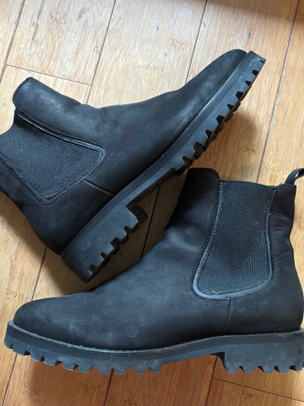 Thursday Boots Legend Chelsea Bot